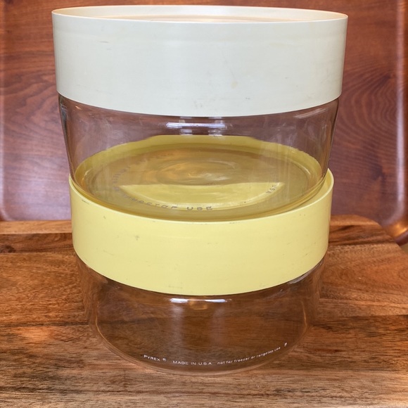 Pyrex | Dining | Vintage Set Of 2 Pyrex See And Store Stackable | Poshmark